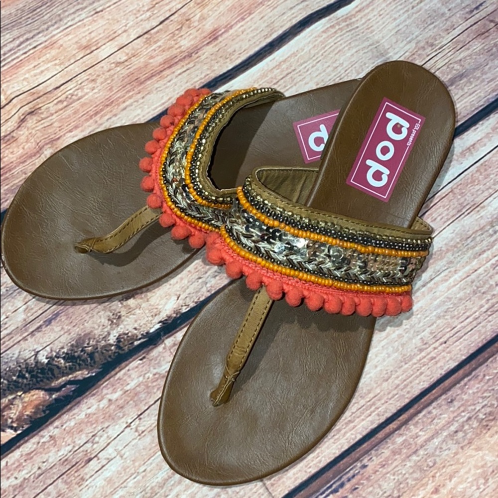 🐥 Beaded sandals